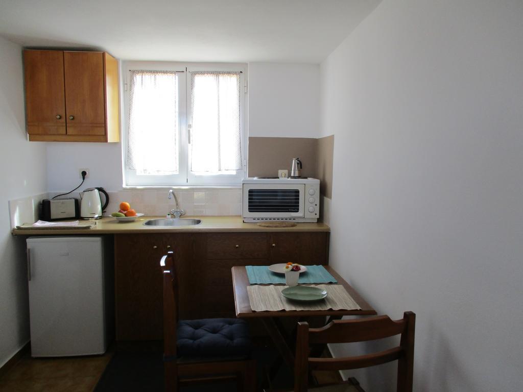 Theodosia Studios Kalathas Esterno foto